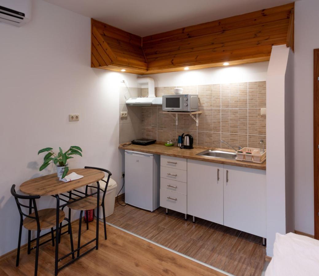 Poroszlay Apartman Debrecen Dış mekan fotoğraf