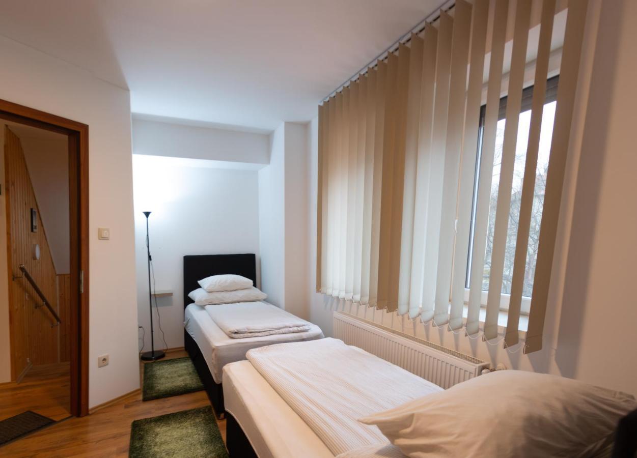 Poroszlay Apartman Debrecen Dış mekan fotoğraf