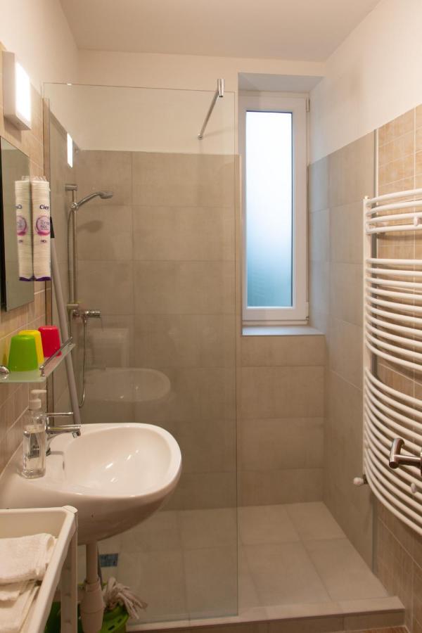 Poroszlay Apartman Debrecen Dış mekan fotoğraf