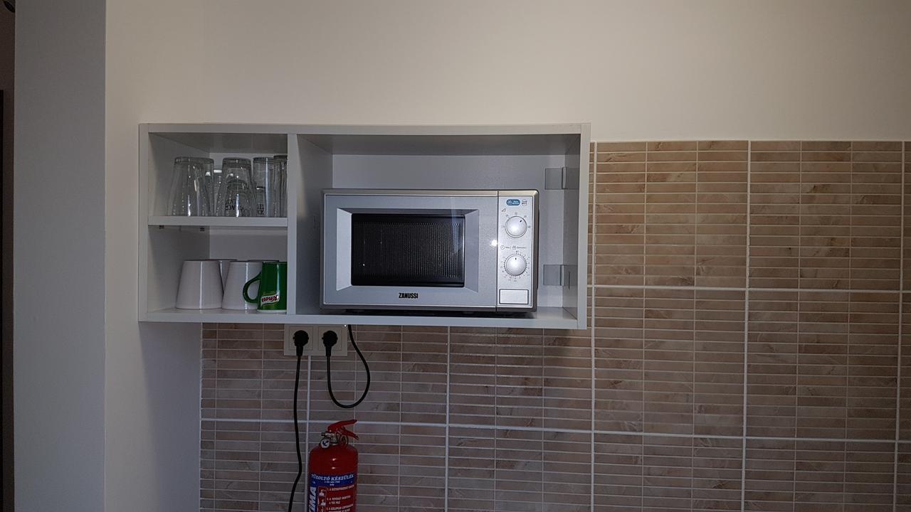 Poroszlay Apartman Debrecen Dış mekan fotoğraf
